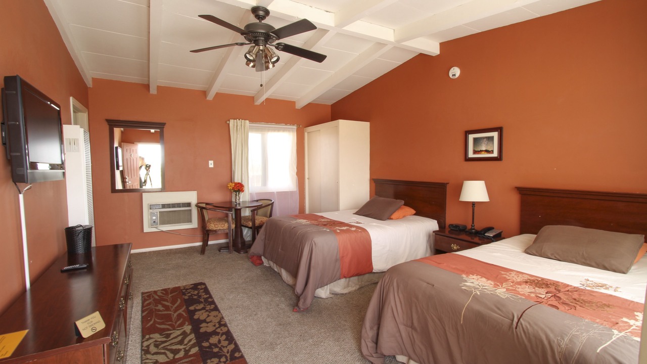 Photo of Bedroom in Twentynine Palms
