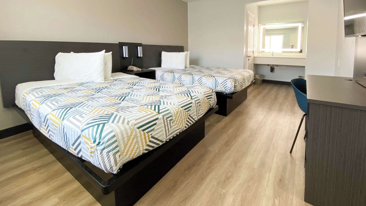 Photo of Bedroom in Halecrest