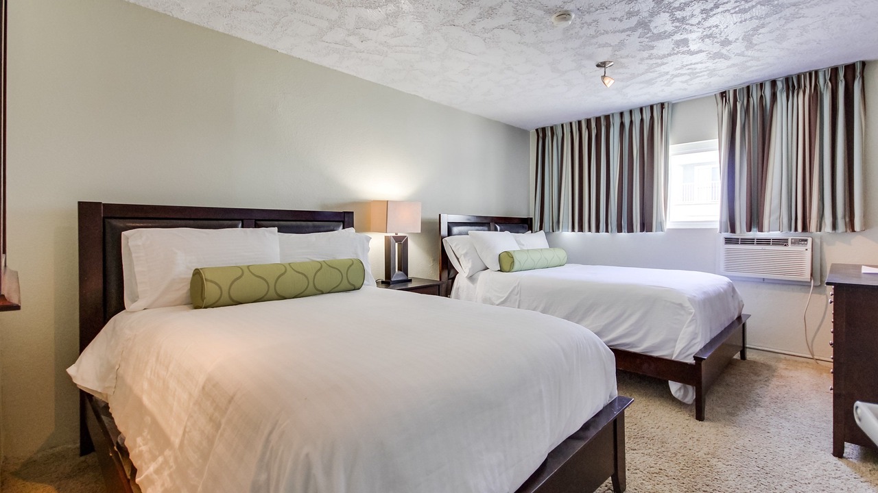 Photo of Bedroom in Pacific Beach