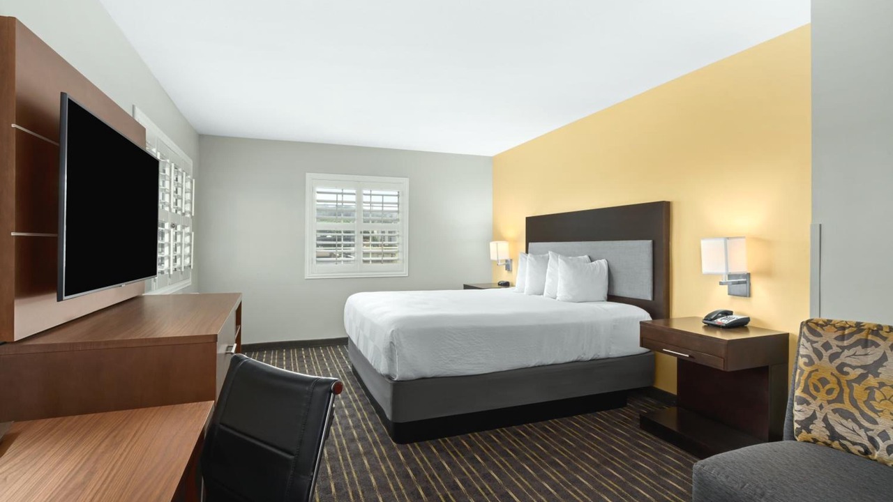 Photo of Bedroom in San Bruno