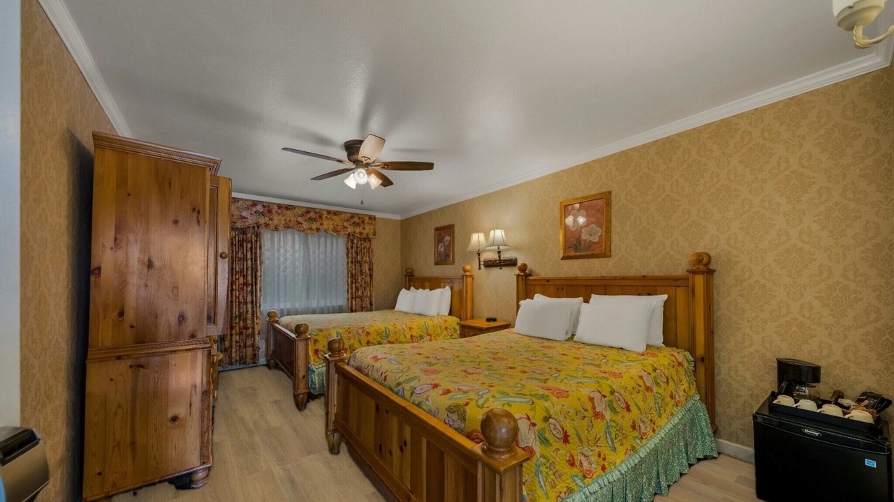 Photo of Bedroom in Northwest Carmel