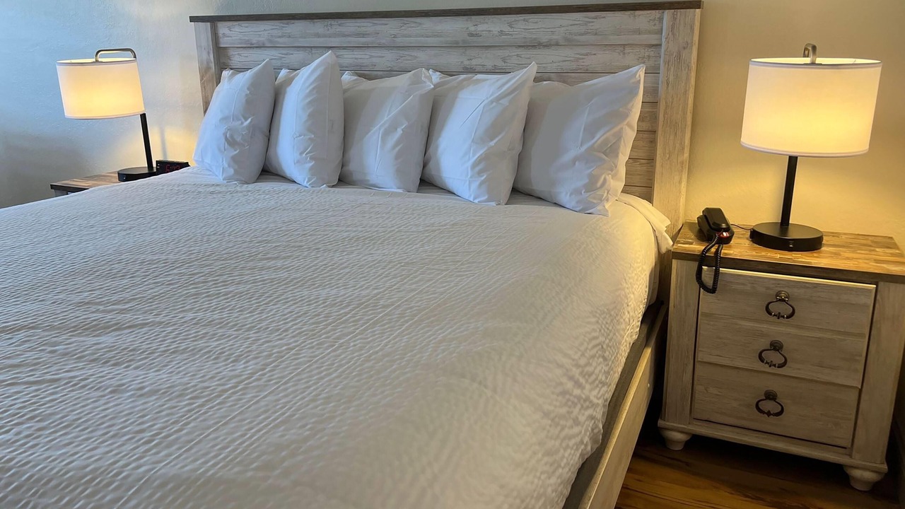 Photo of Bedroom in Susanville