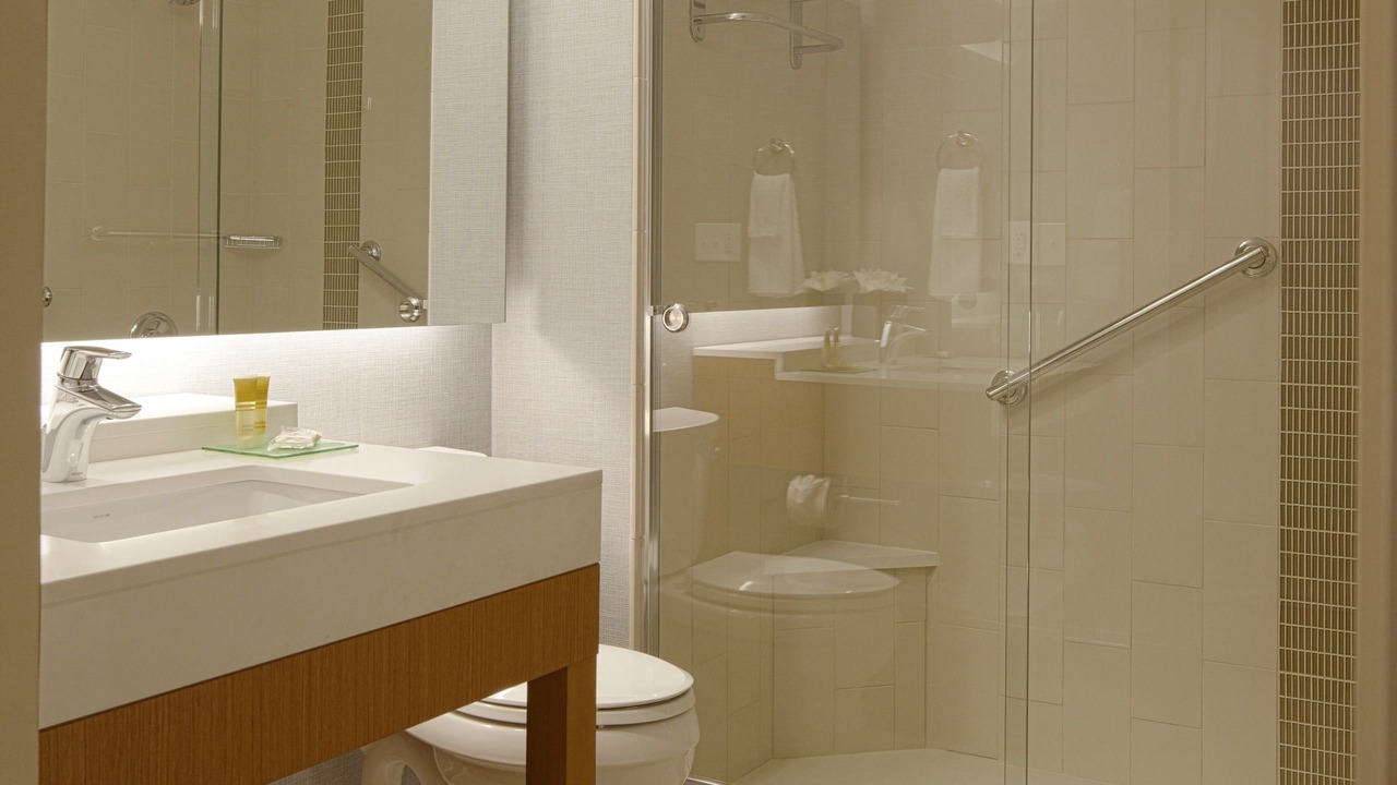 Photo of Bathroom in Delano
