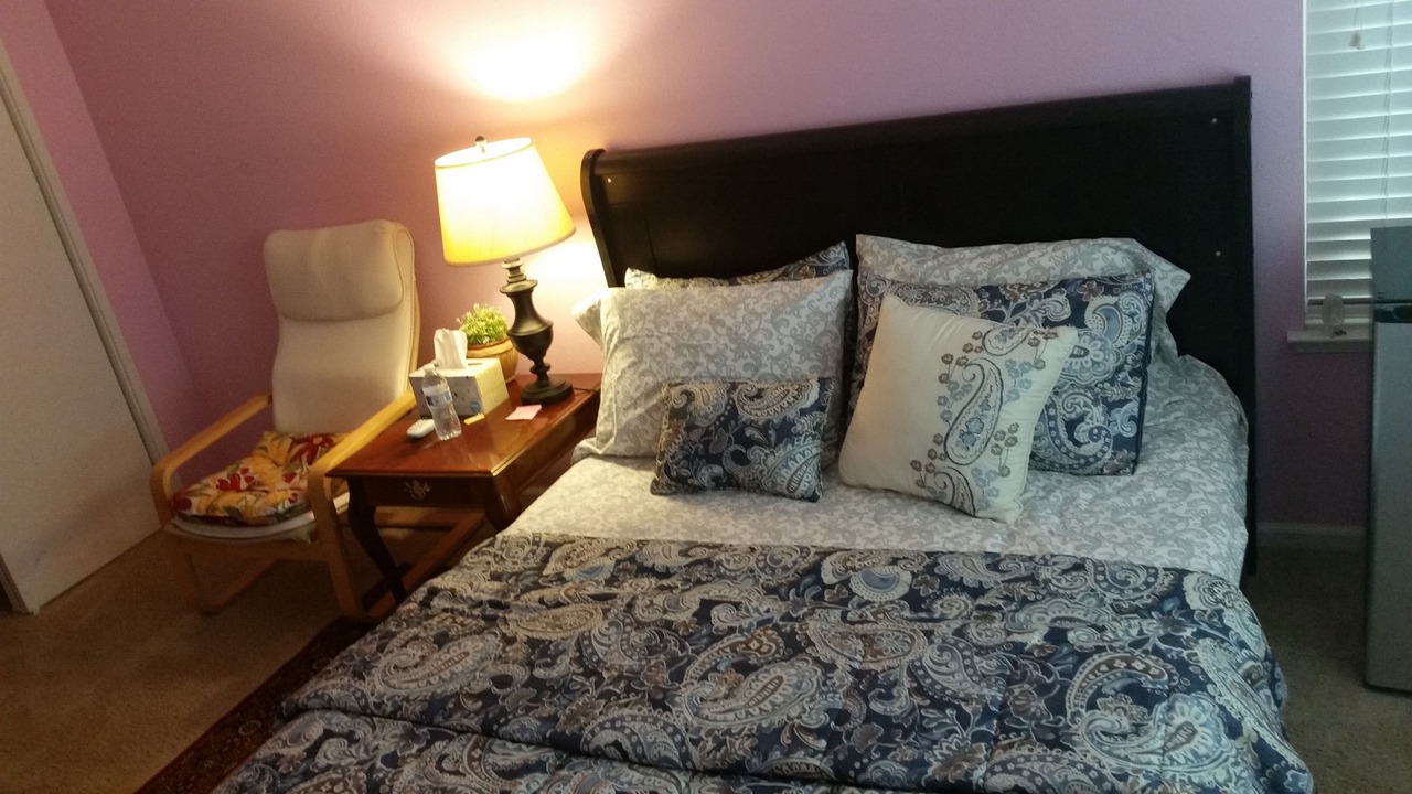 Photo of Bedroom in West Davis Manor