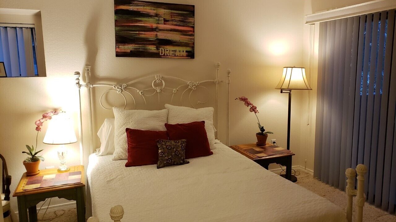 Photo of Bedroom in Mira Mesa