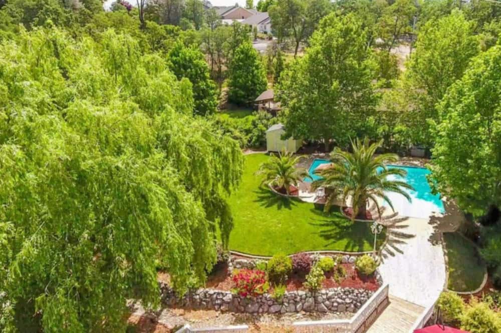 Photo of Outdoor in Columbia