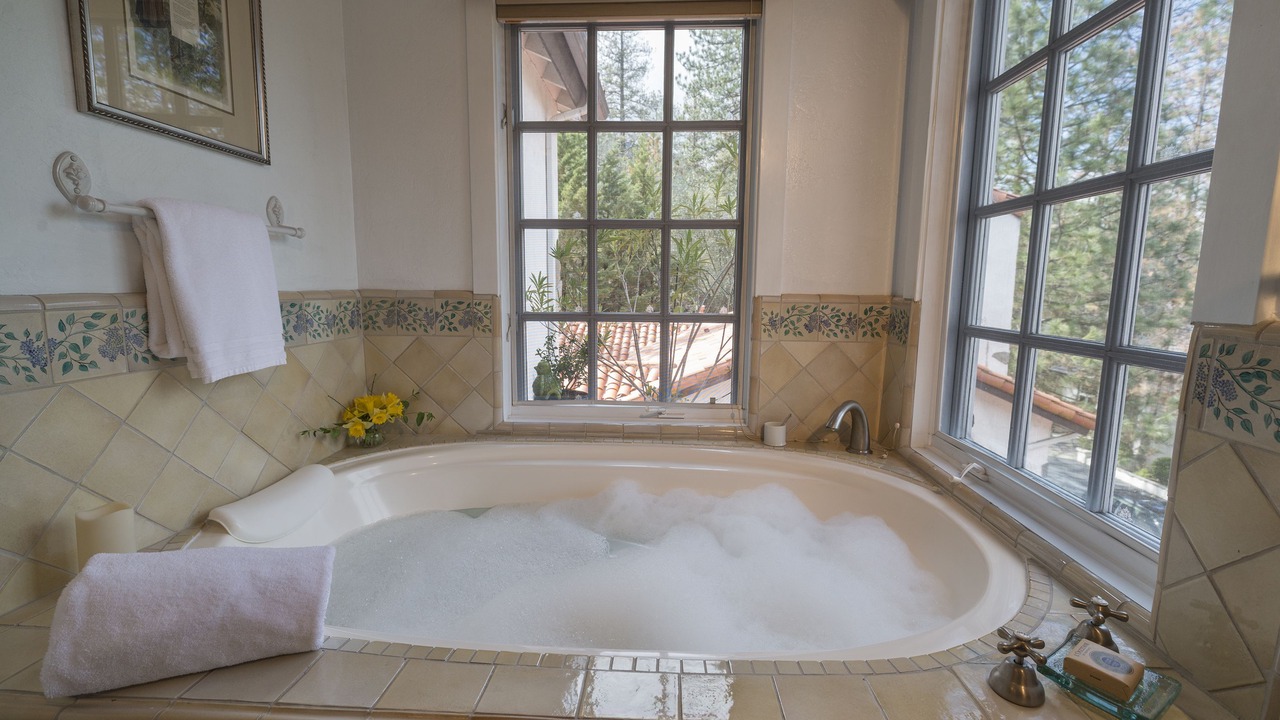 Photo of Bedroom in Oakhurst