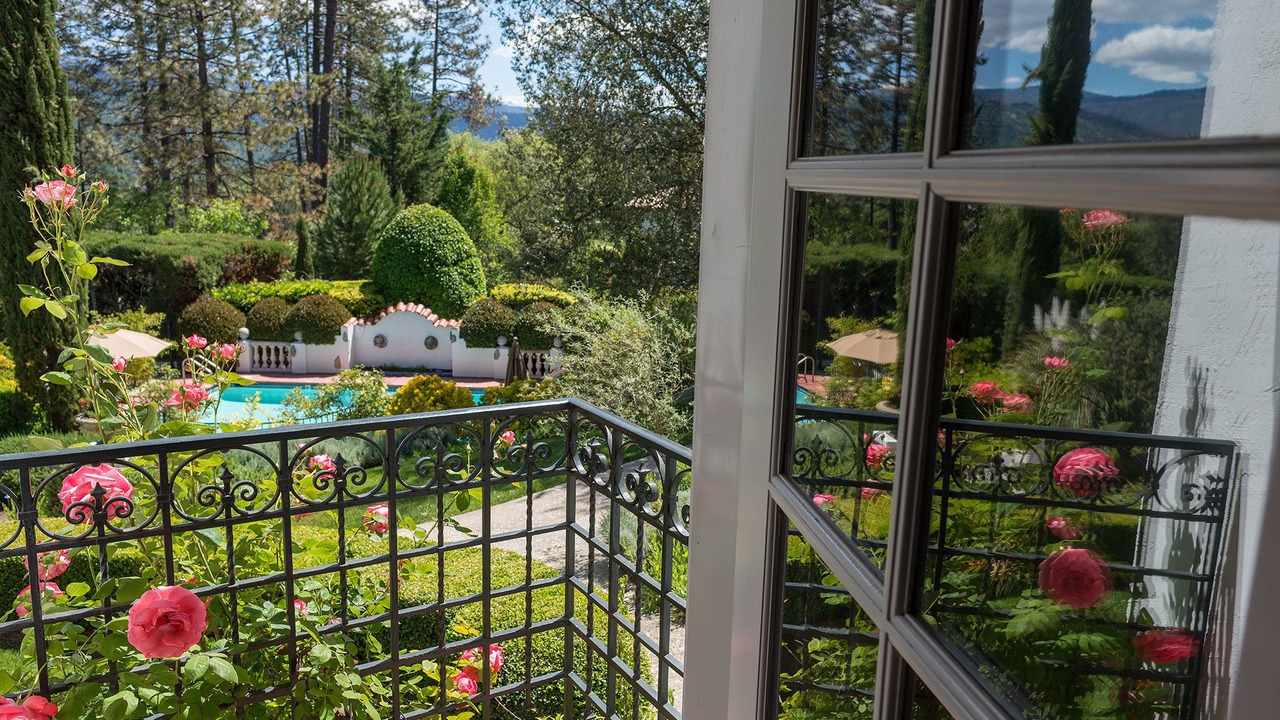 Photo of Outdoor in Oakhurst