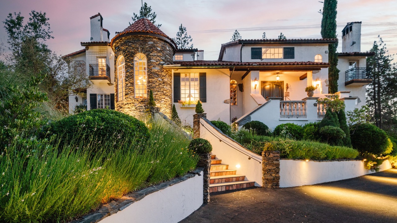 Photo of Outdoor in Oakhurst
