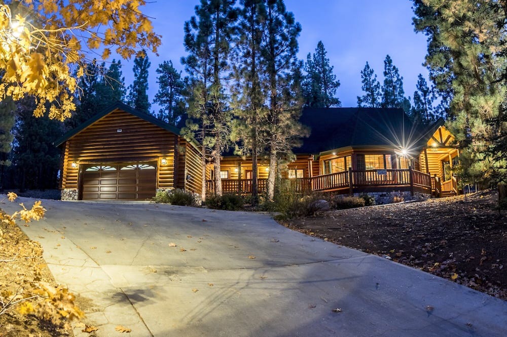 Photo of Outdoor in Evergreen Estates