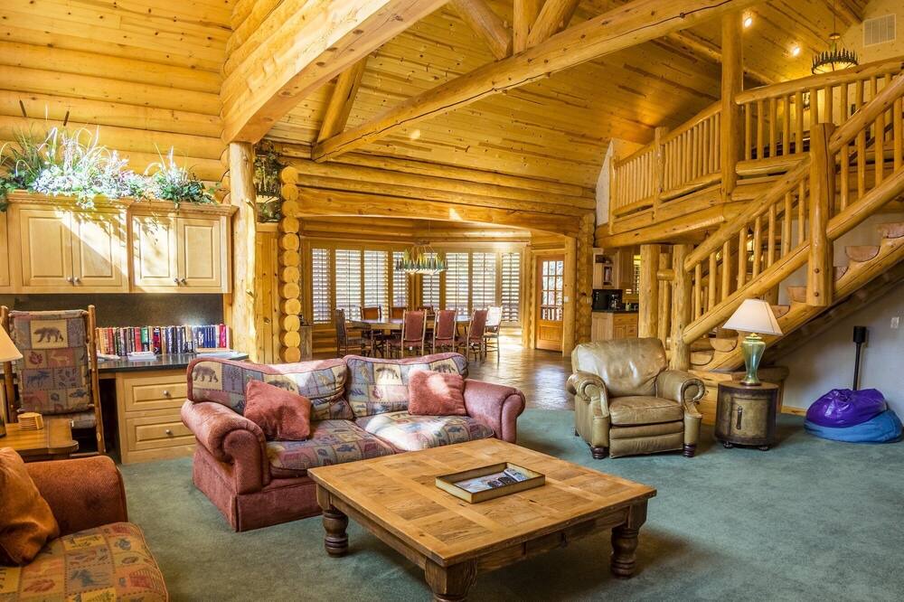 Photo of Others in Evergreen Estates