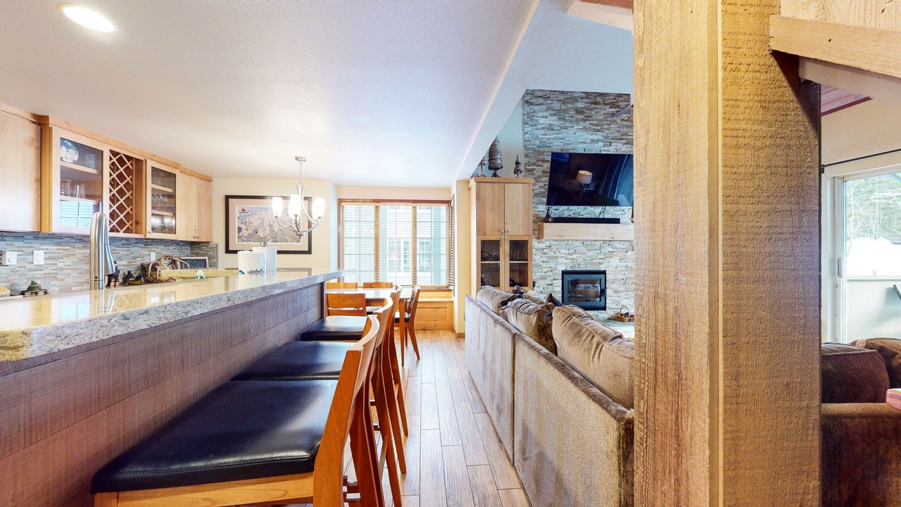 Photo of Kitchen in Mammoth Lakes