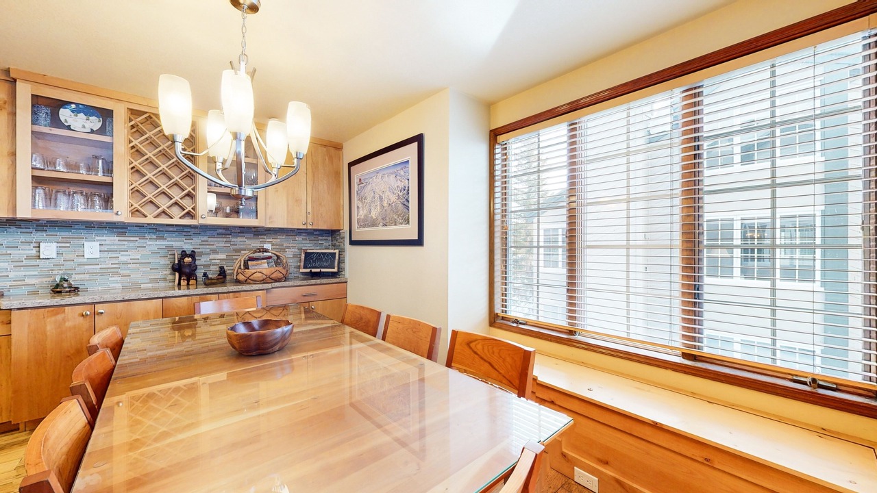 Photo of Kitchen in Mammoth Lakes