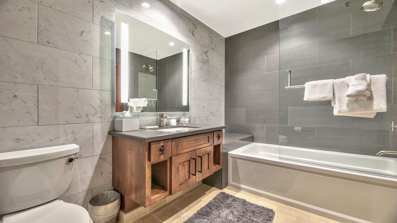 Photo of Bathroom in Lakeside Park