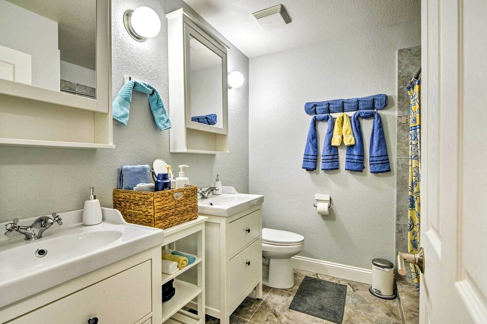 Photo of Bathroom in South Natomas