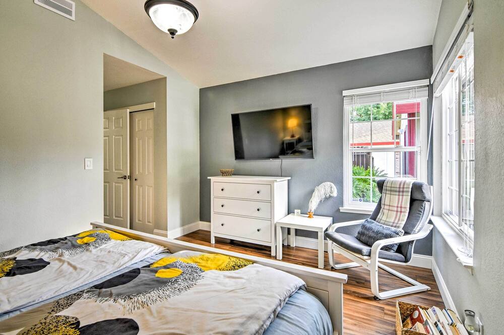 Photo of Bedroom in South Natomas