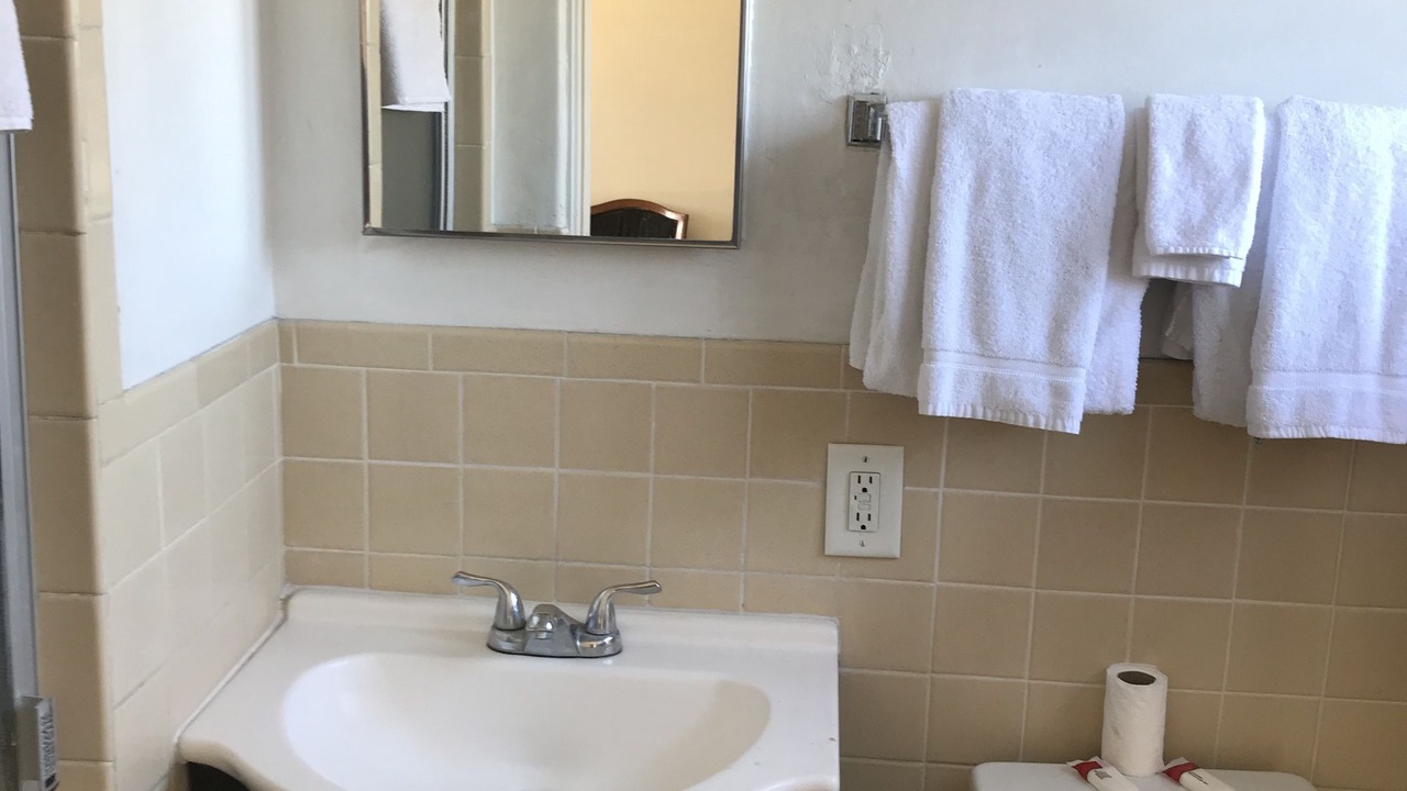 Photo of Bathroom in Ventura