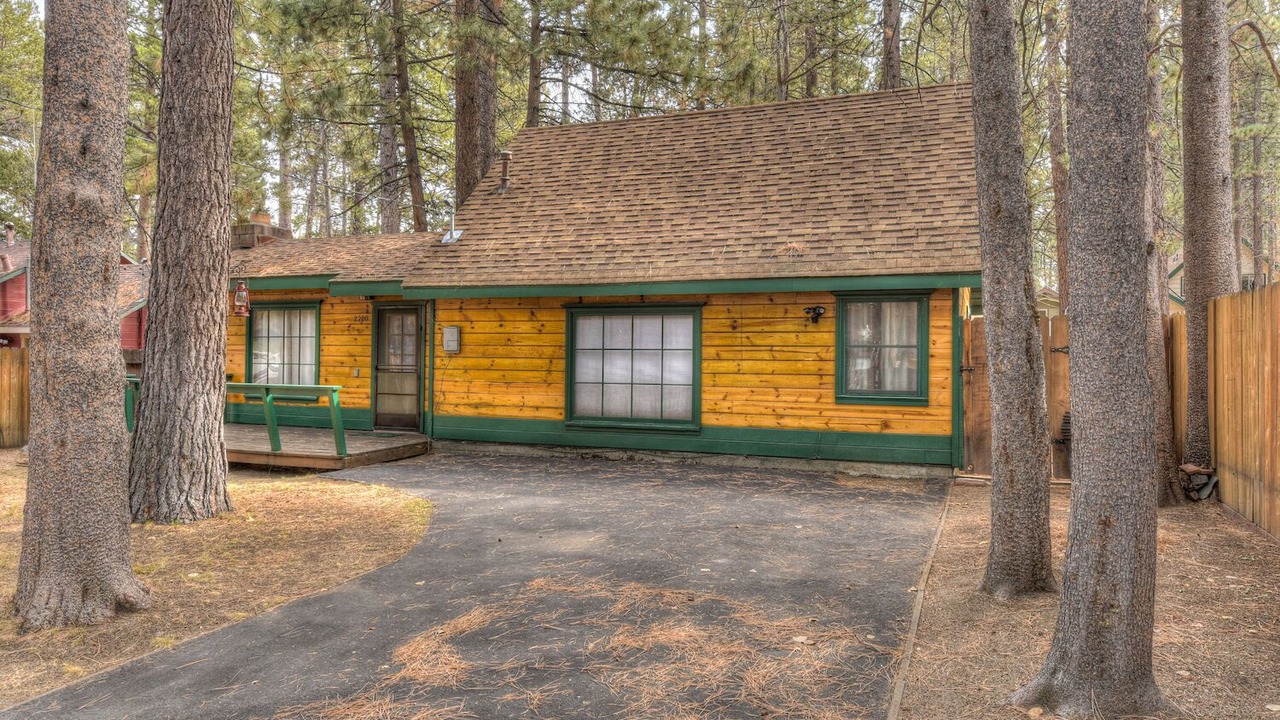 Photo of Outdoor in Tahoe Island