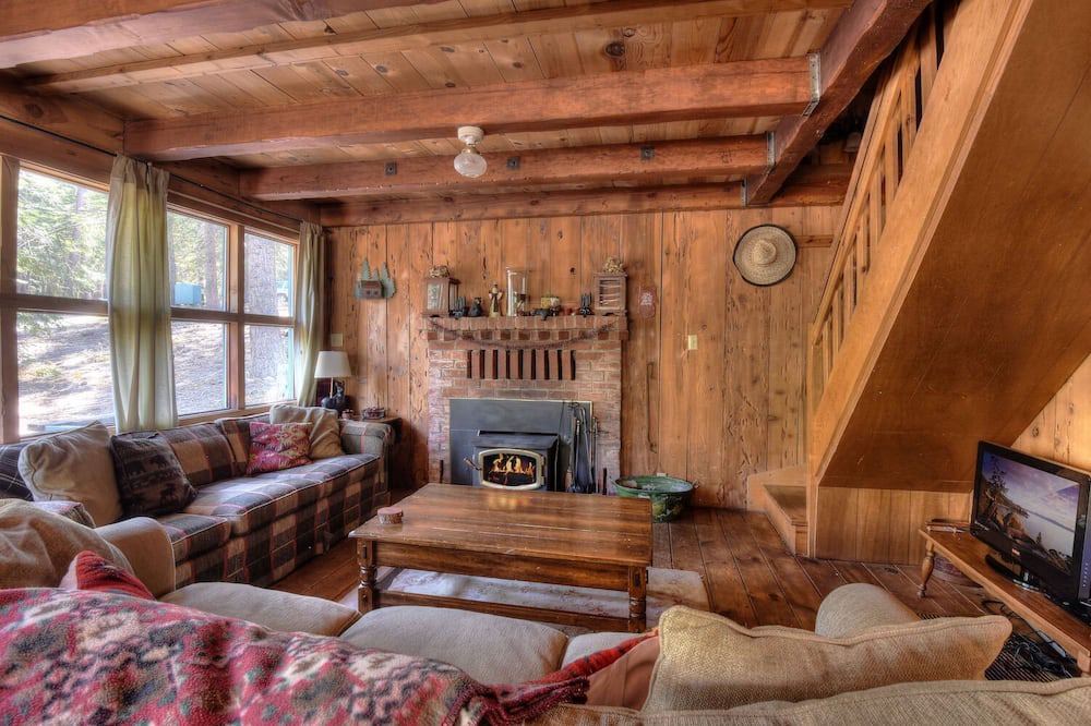 Photo of Livingroom in McKinney Estates