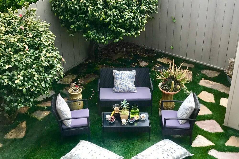 Photo of Outdoor in Outer Mission