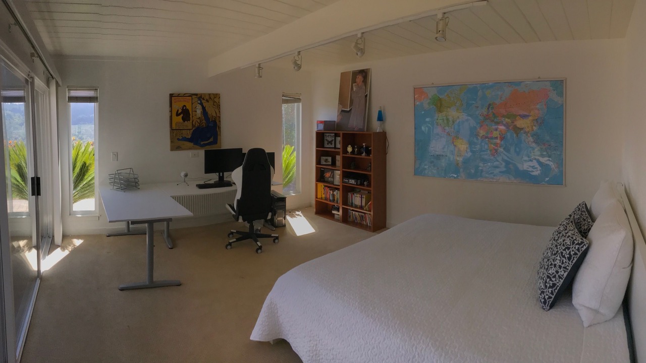 Photo of Bedroom in Highlands-Baywood Park