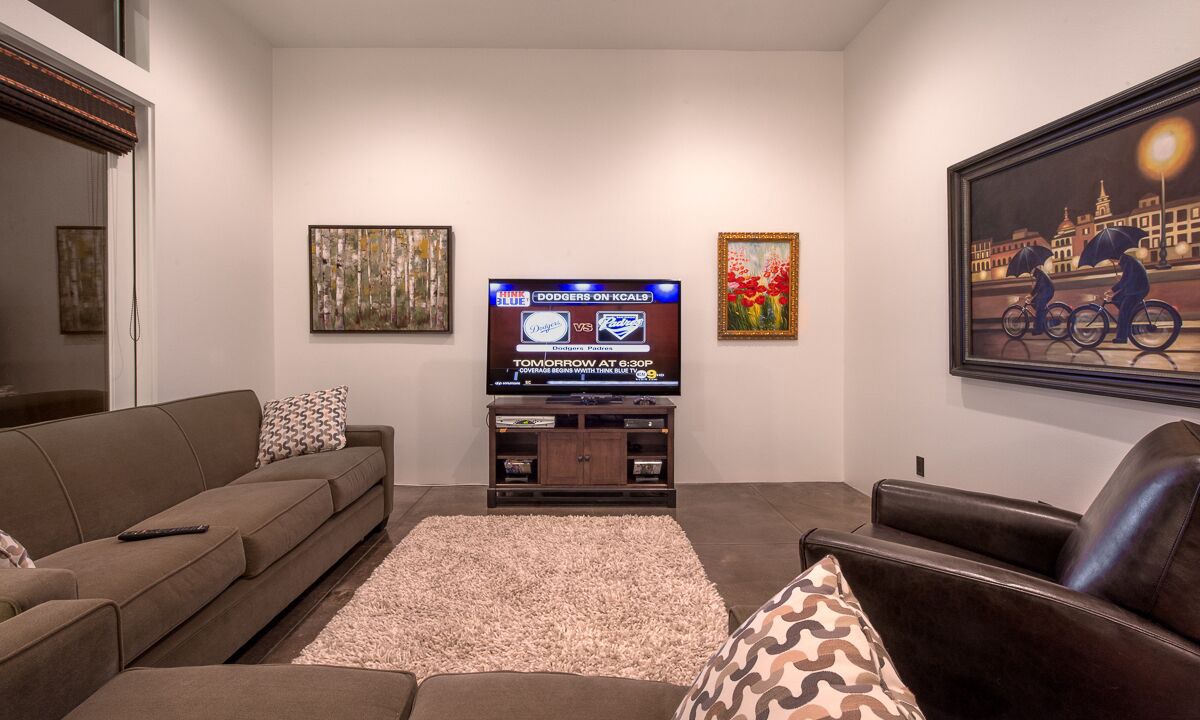 Photo of Livingroom in Magnesia Falls Cove