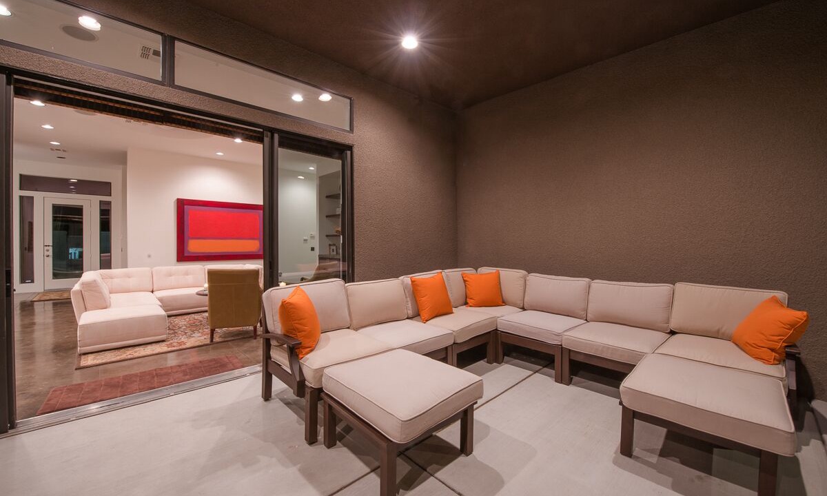 Photo of Patio Balcony in Magnesia Falls Cove