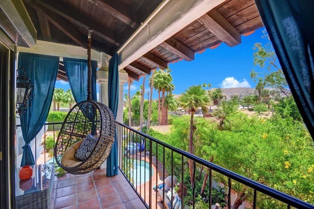 Photo of Patio Balcony in The Mesa