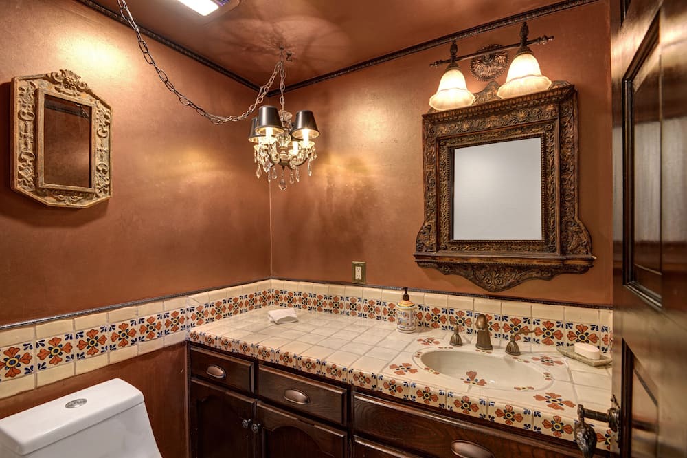 Photo of Bedroom in The Mesa
