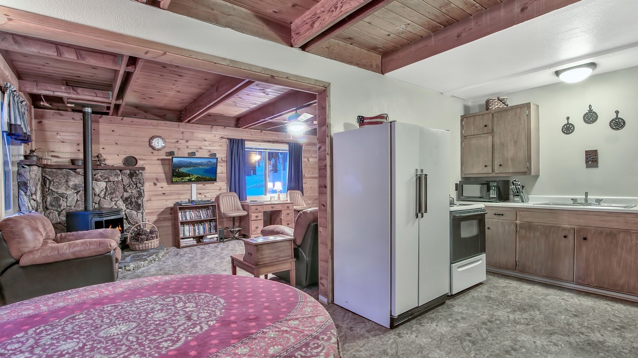 Photo of Kitchen in North Upper Truckee
