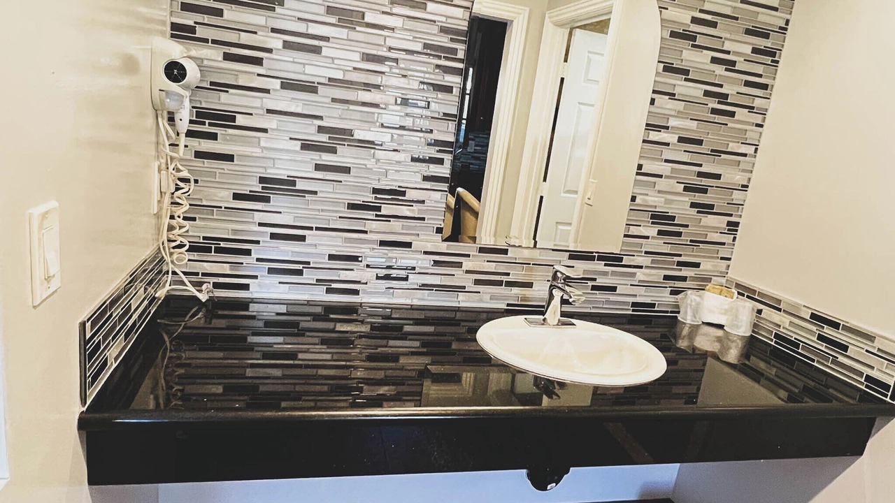 Photo of Bathroom in Ventura