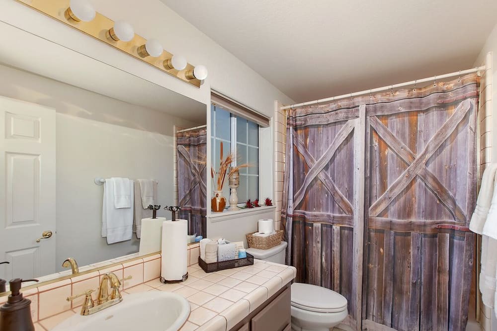 Photo of Bathroom in Temecula