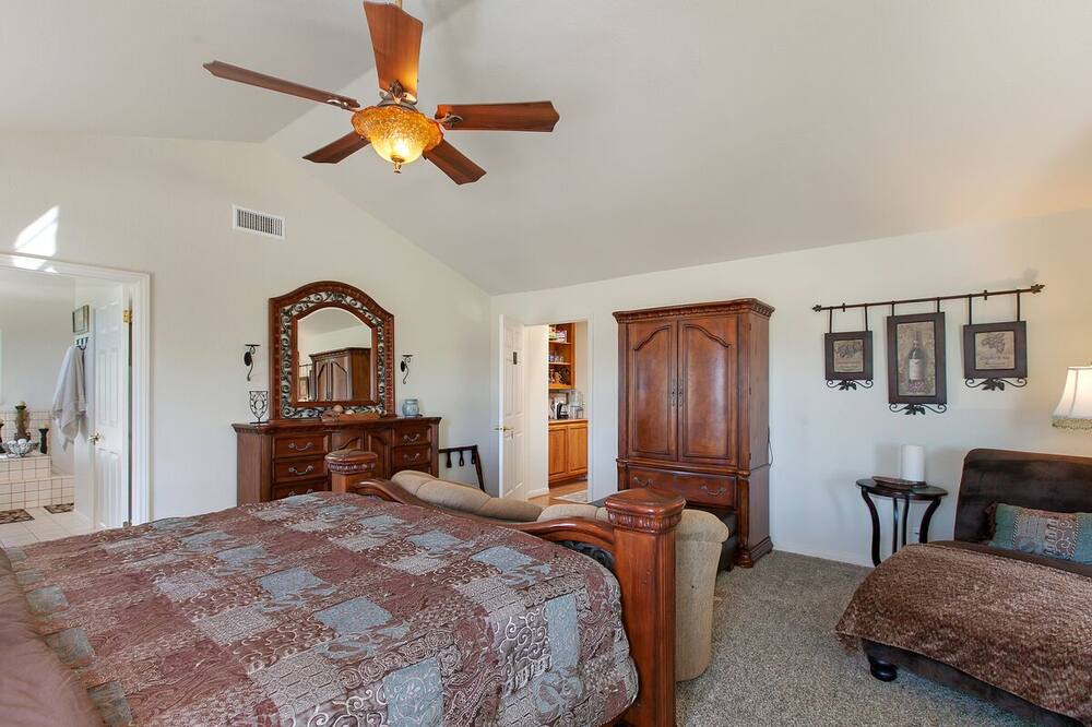 Photo of Bedroom in Temecula