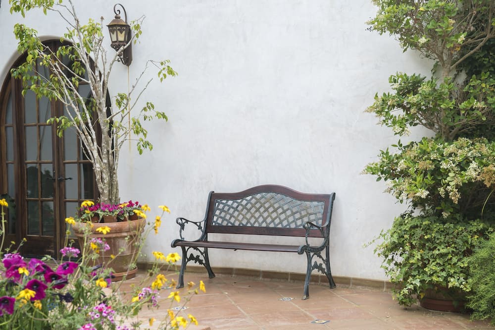Photo of Others in Montecito