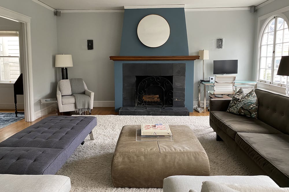 Photo of Livingroom in Marina District