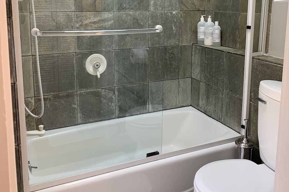 Photo of Bathroom in Marina District