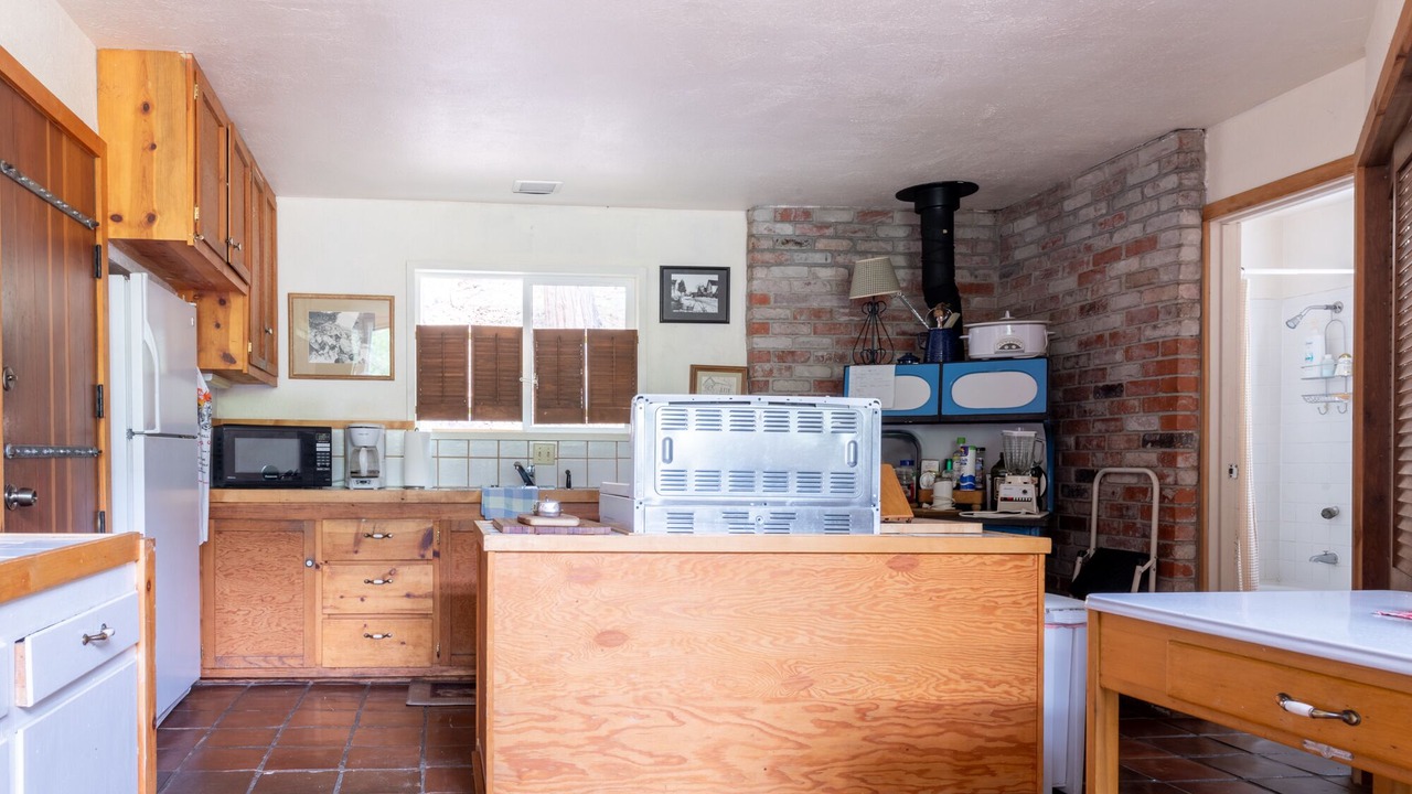 Photo of Kitchen in Sierra City
