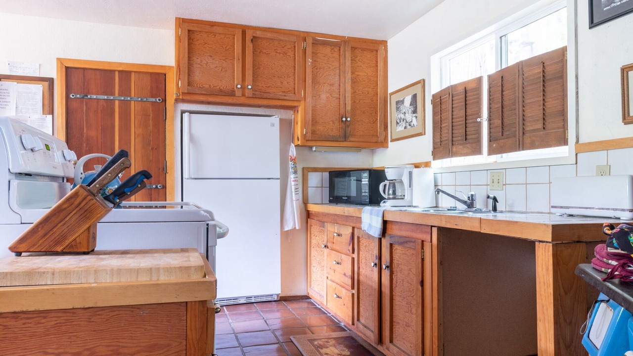 Photo of Kitchen in Sierra City