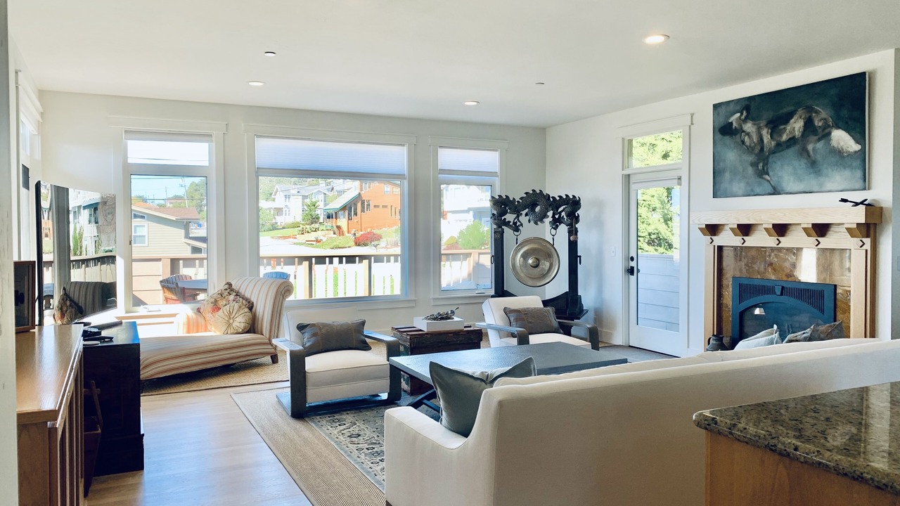 Photo of Livingroom in Marine Terrace