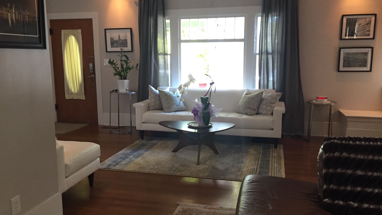 Photo of Livingroom in Middletown