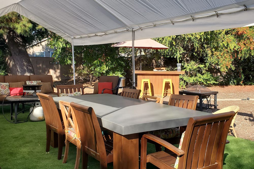 Photo of Patio Balcony in North Arroyo