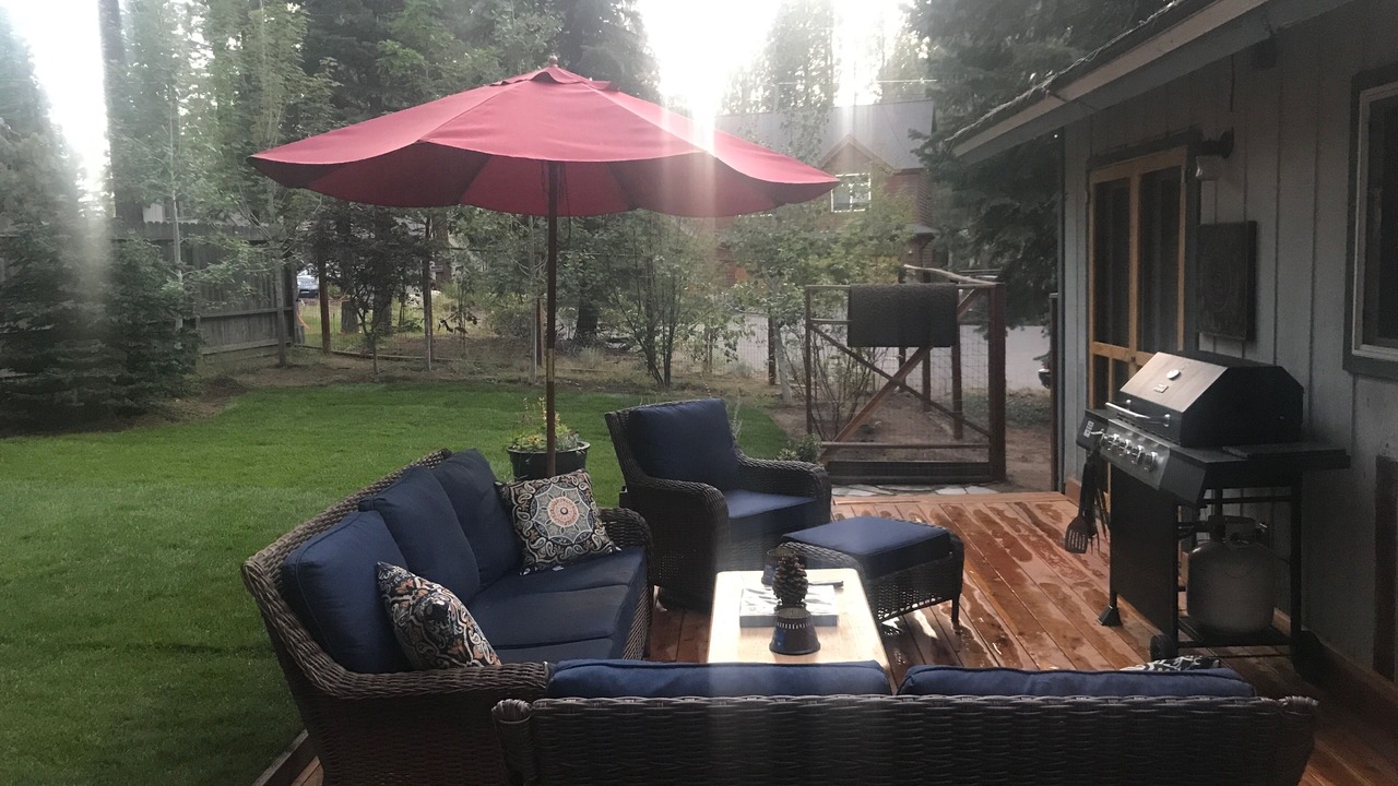 Photo of Outdoor in Pioneer Trail