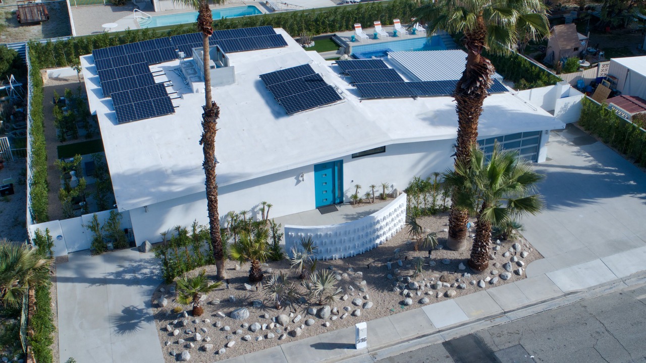 Photo of Outdoor in Racquet Club Estates