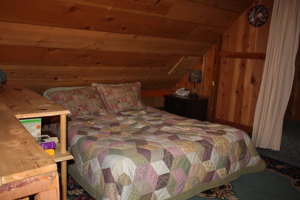 Photo of Bedroom in Camp Nelson