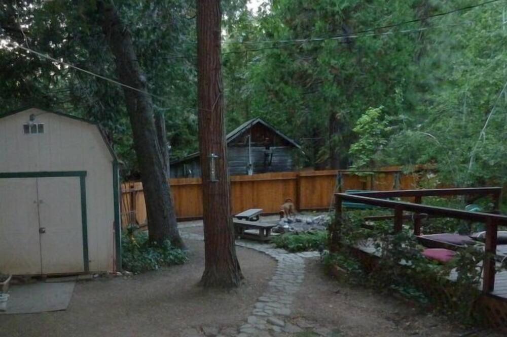 Photo of Outdoor in Camp Nelson