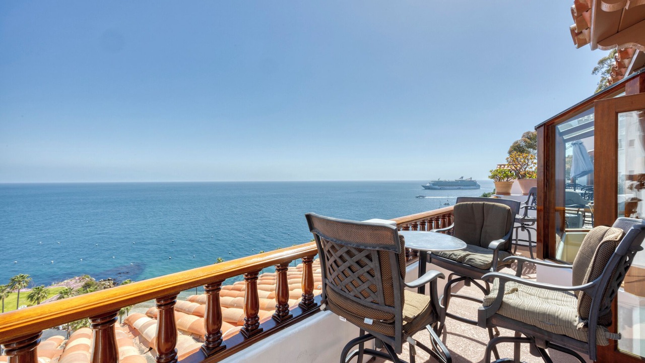 Photo of Outdoor in Avalon