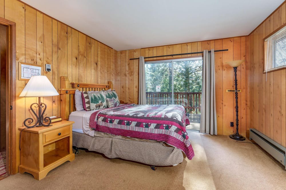 Photo of Bedroom in Yosemite West