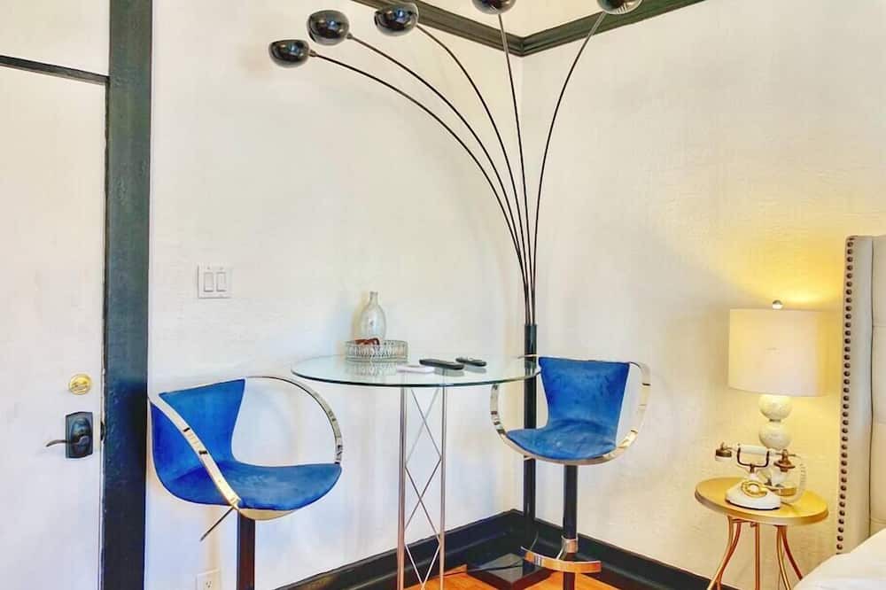Photo of Bedroom in Cortez Hill