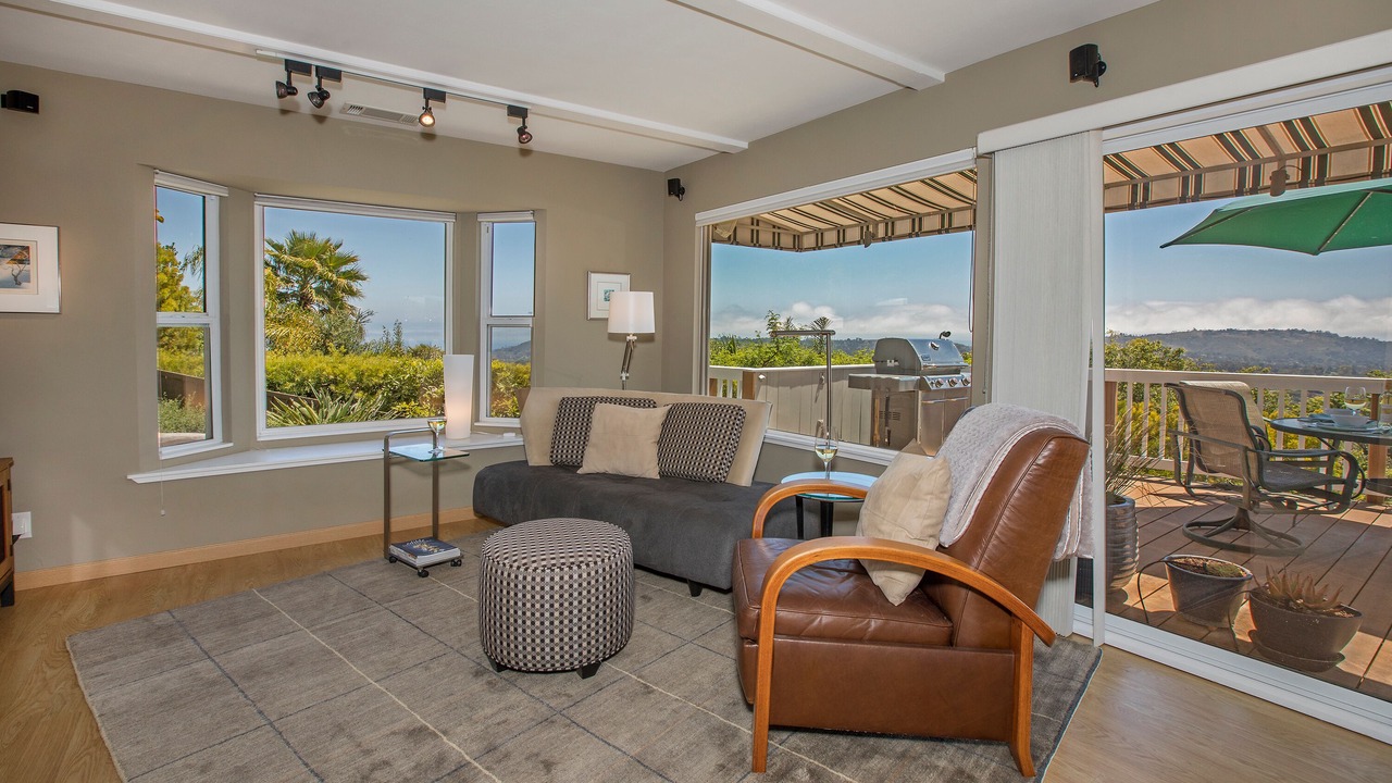 Photo of Livingroom in Mission Canyon