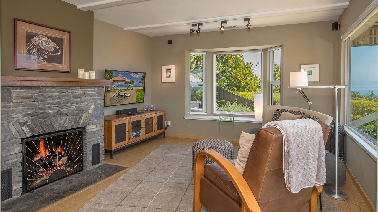 Photo of Livingroom in Mission Canyon